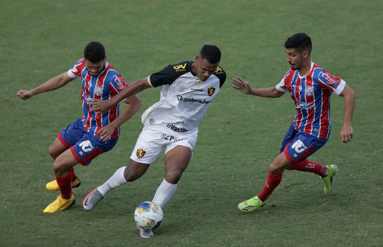 Bahia goleia o Sport e assume a liderança do grupo A do Nordestão