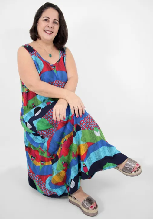 A professora Celina Bezerra se dedica a escrever livros para inclusão e lança, neste mês, história com personagem autista.