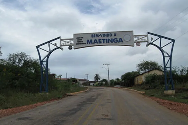 A quantidade de habitantes do município, conforme o IBGE, é de 2.774, porém sete mil usuários são atendidos no setor da Saúde..