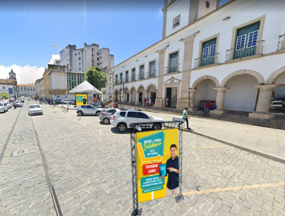 Ao doar 5 kg de alimento, a pessoa recebe em troca um livro | Foto: Divulgação