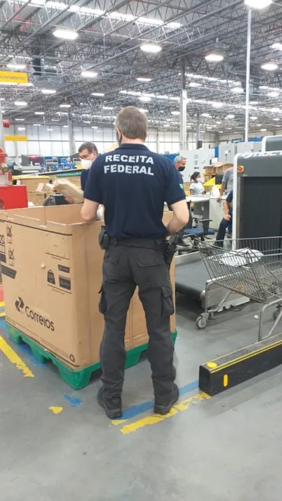 Foram apreendidos cerca de 45 volumes de mercadorias | Foto: Divulgação | Receita Federal