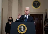 "Chega desses assassinatos sem sentido", pede Joe Biden após veredicto do caso George Floyd