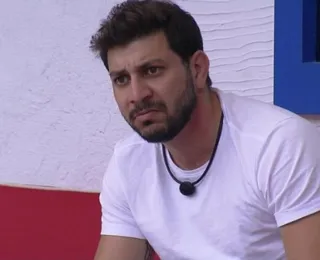 Com 70,22% dos votos, Caio Afiune é o 11º eliminado do BBB21