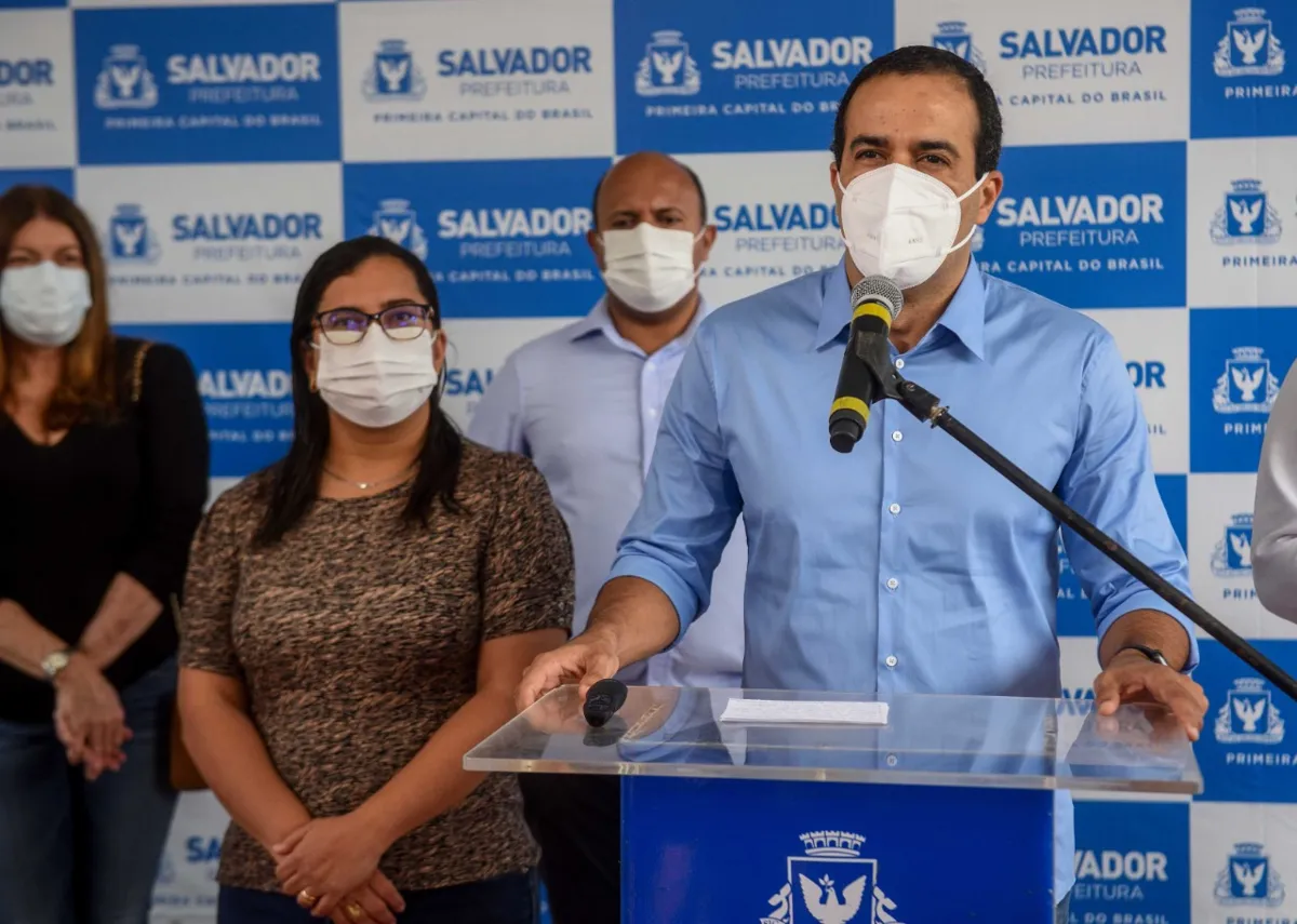 De acordo com o prefeito, a ideia é “induzir” a imunização da população | Foto: Igor Santos | Secom