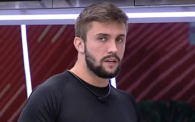 Educador físico, Arthur está no grupo prioritário na fila de imunização | Foto: Reprodução | Rede Globo