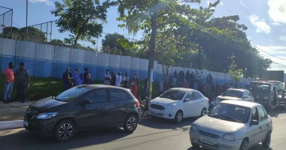 Os funcionários foram desligados da empresa no dia 18 de janeiro e até o momento não receberam suas idenizações.