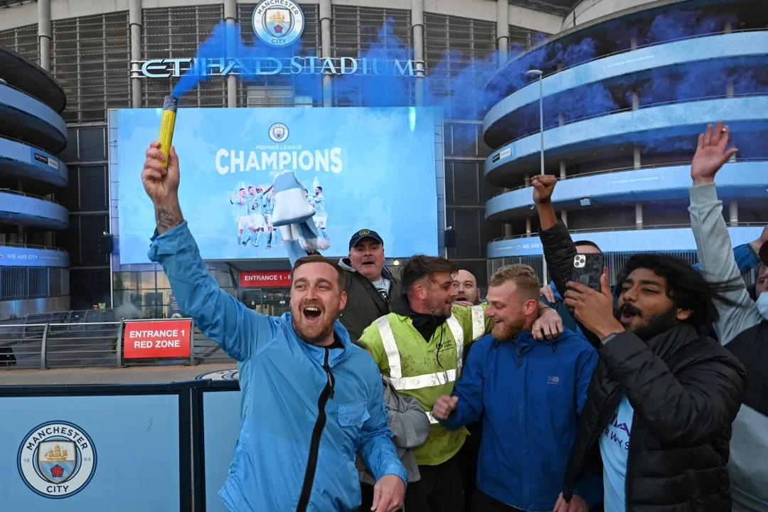 É a 3ª vez que time é campeão em cinco temporadas com Guardiola | Foto: Paul Ellis | AFP