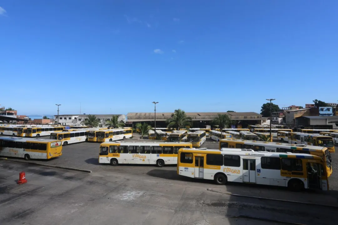 Trabalhadores farão paralisação das 4h às 8h da manhã impedindo saída dos veículos |Foto: Olga Leiria | Ag. A TARDE