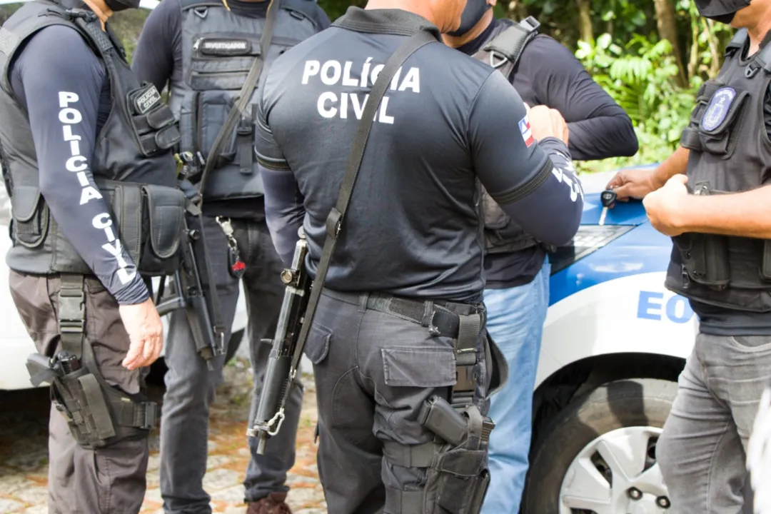 Prisão aconteceu durante diligências para apurar roubos ocorridos em estabelecimentos nas imediações da Estrada do Coco | Foto: Divulgação | Ascom-PC