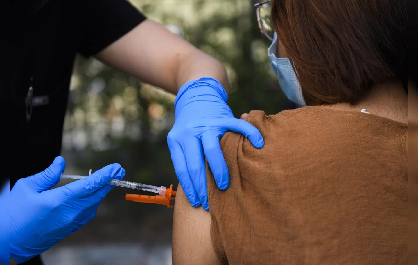 A Pfizer é uma das vacinas utilizadas no Brasil | Foto: Patrick T. Fallon | AFP