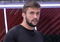 Arthur Picoli rebate criticas após receber vacina contra Covid-19: "Comprem um gato, sete vidas para cuidar"