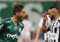 Palmeiras vence o Santos e continua vivo no Paulistão