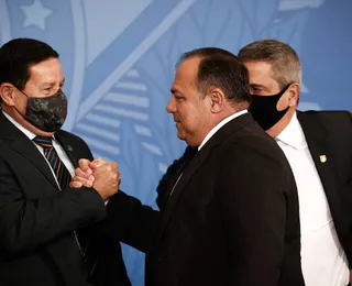 Caso Pazuello: Mourão cita anarquia e diz que regra deve ser aplicada