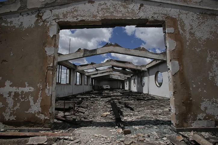 Grande Hotel de Caldas do Cipó: abandonado | Foto: Adilton Venegeroles | Ag. A TARDE