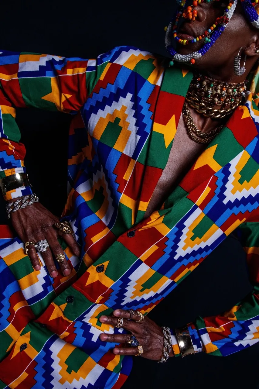 Imagem ilustrativa da imagem Marca baiana estreia na SPFW com reverência à ancestralidade africana