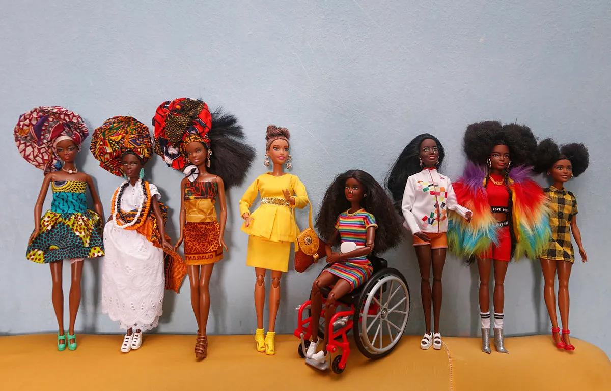 Entre as bonecas, destaque para as Barbies negras | Foto: Olga Leiria | Ag. A TARDE