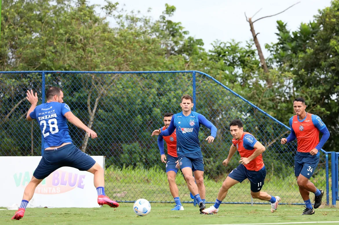 Em campo, apenas os jogadores que não começaram jogando na derrota diante do Internacional | Foto: Felipe Oliveira | EC Bahia