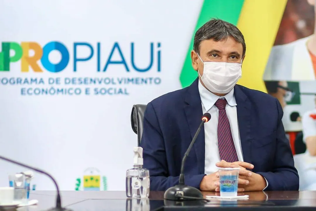 Líder dos governadores afirma que uso das máscaras continuará sendo recomendado a todos nos estados