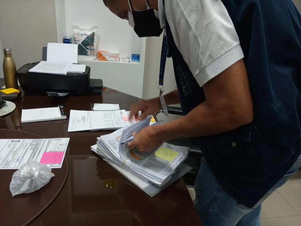Doze mandos de busca e apreensão foram cumpridos em Salvador e em Feira de Santana na manhã desta segunda, 21