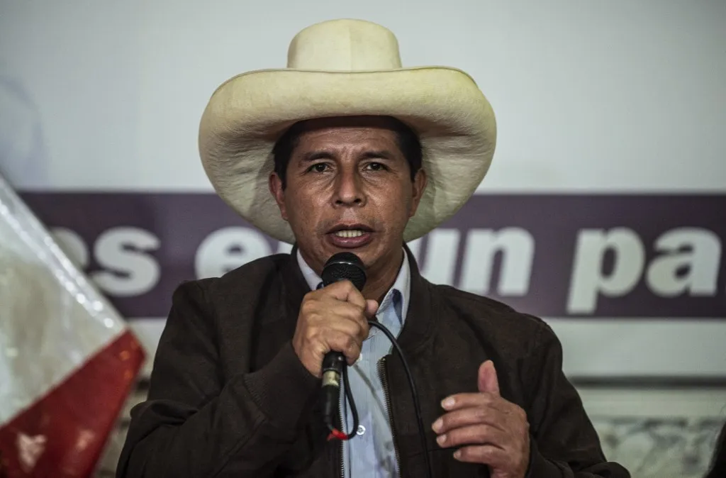 Júri Nacional Eleitoral (JNE) ainda precisa finalizar a análise das contestações de milhares de votos antes de proclamar o vencedor | Foto: Ernesto Benavides | AFP