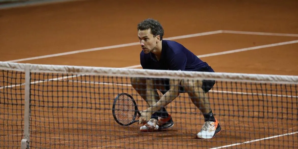 Nas simples, Thiago Monteiro joga pela segunda rodada na quarta | Foto: Loic Wacziak | Roland Garros