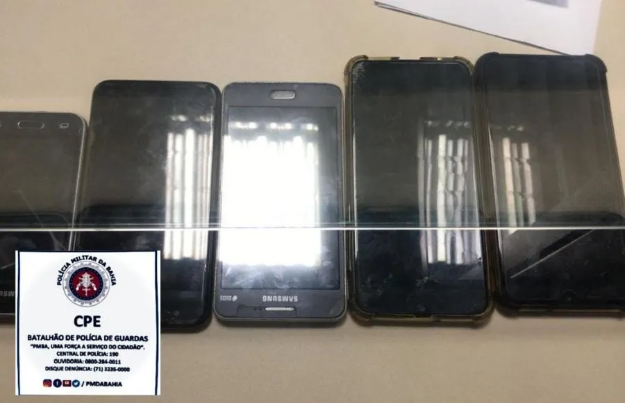 Adolescente estava com objetos que seriam frutos de roubo | Foto: Divulgação | SSP-BA