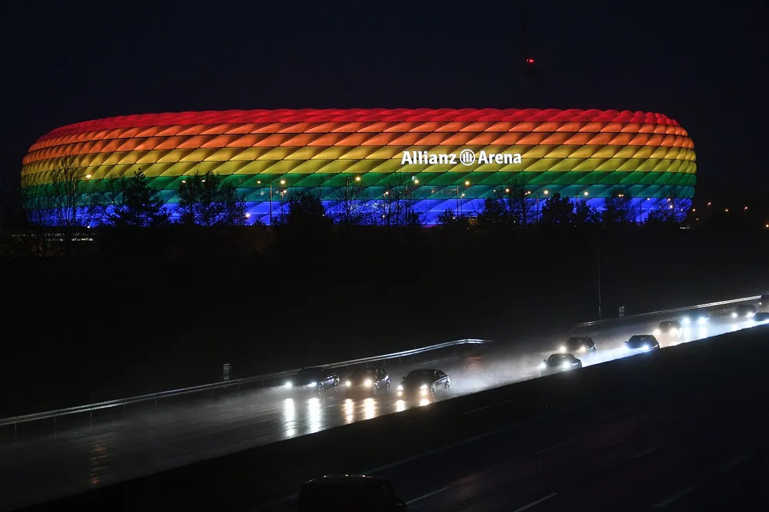 Iluminação seria utilizada na partida entre Alemanha e Húngria | Foto: Andreas Gebert | POOL | AFP