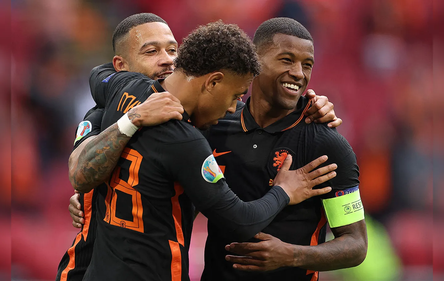 Com esta vitória, os holandeses terminam a primeira fase da Euro com três vitórias | Foto: Kenzo Tribouillard | AFP