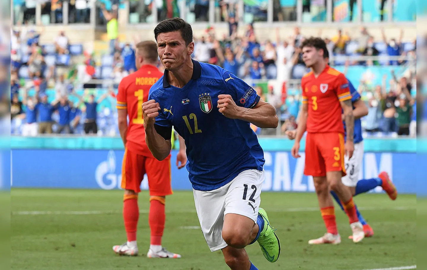 Pessina celebra gol marcado pela Itália diante do País de Gales | Foto: Alberto Lingria | AFP
