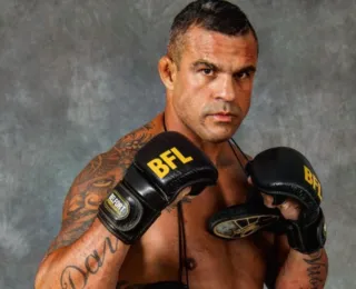 Vitor Belfort confirma luta de boxe contra Evander Holyfield em agosto