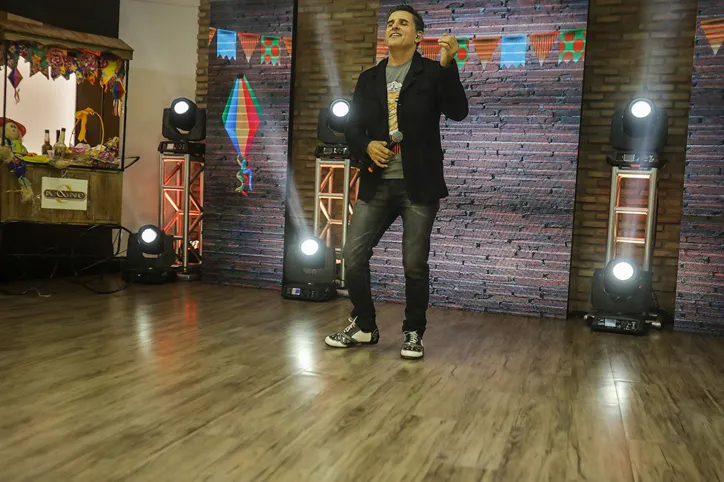 Del Feliz foi uma das atrações da live-show realizada o ano passado | Foto: Felipe Iruatã | Ag. A TARDE | 24.6.2020