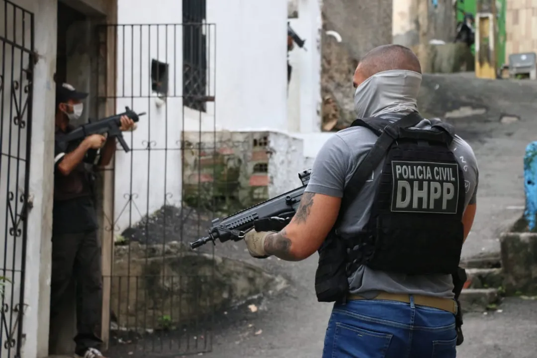 Cumprimentos realizados nesta quinta-feira fazem parte da segunda fase da Operação Retomada | Foto: Alberto Maraux | SSC