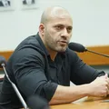 Comissão de direitos humanos pede informações sobre Daniel Silveira e Oswaldo Eustáquio imagem