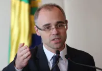 Mensagens revelam apoio de Mendonça à Lava Jato e irritam senadores