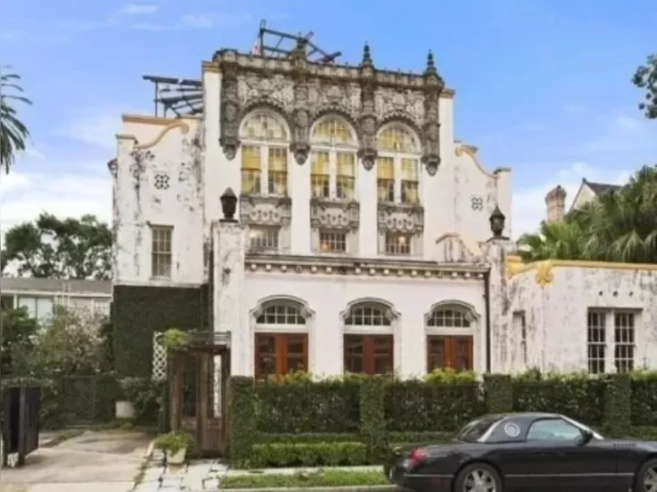 Imagem ilustrativa da imagem Mansão de Beyoncé e Jay-Z avaliada em R$ 15 milhões pega fogo em Nova Orleans