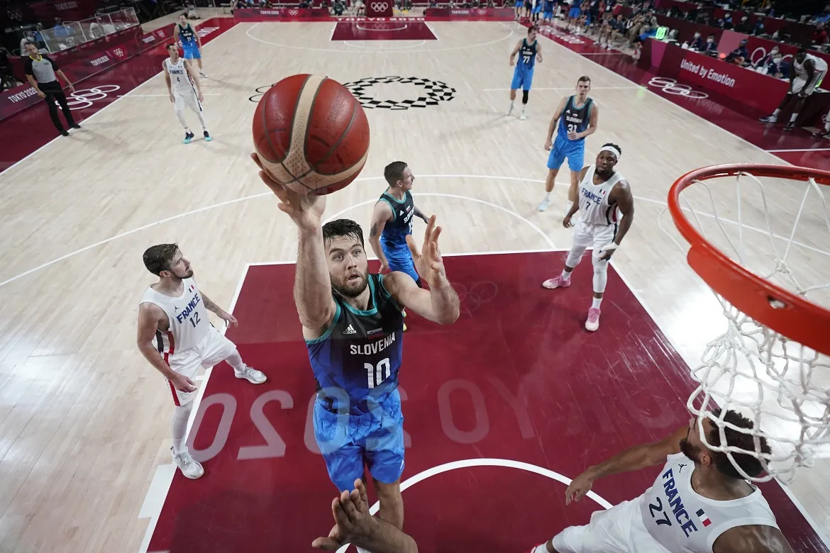 Imagem ilustrativa da imagem Basquete: EUA e França disputarão a final do torneio masculino