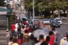 Pontos de vacinação em Salvador registram filas intensas nesta terça