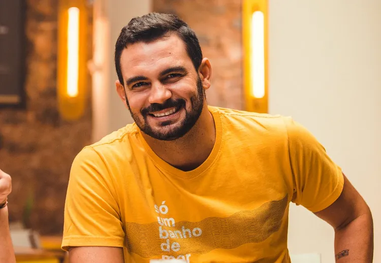 Influencer baiano Ivan Mesquita participa do Altas Horas