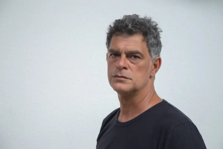 Ator ficou quatro dias internado com covid-19 | Foto: Marco Capeluppi | Divulgação