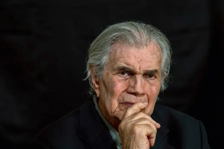 Considerado um dos maiores atores da dramaturgia, Tarcísio nasceu em outubro de 1935, em São Paulo