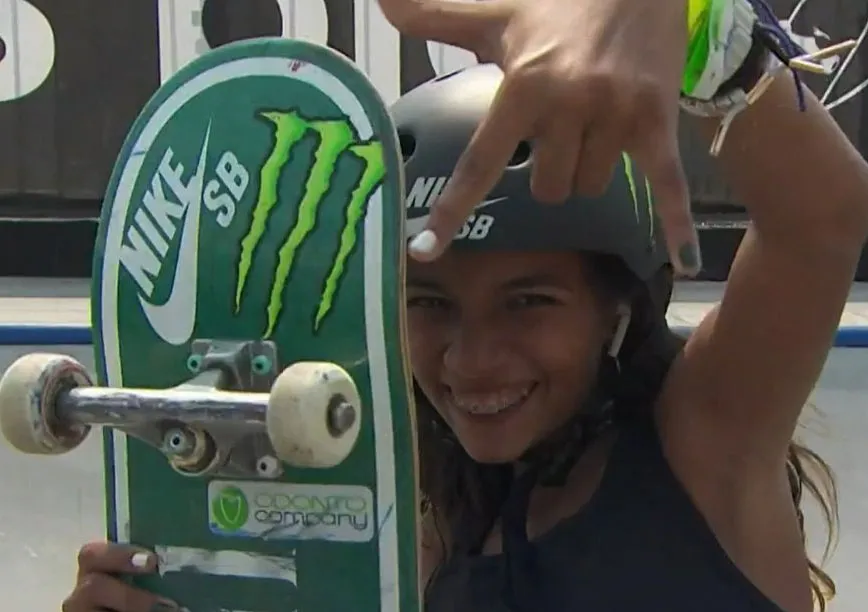 A "fadinha do skate" foi destaque nas preliminares da etapa de abertura da temporada 2021 da SLS | Foto: Reprodução