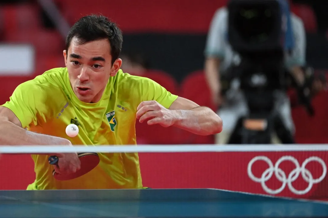 Nº 7 do ranking, Hugo Calderano fez parte da equipe derrotada | Foto: Adek Berry | AFP