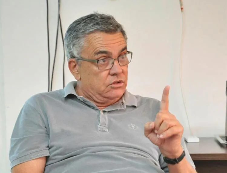 Presidente afastado disse que não lhe deixam trabalhar I Foto: Felipe Iruatã | Ag. A TARDE