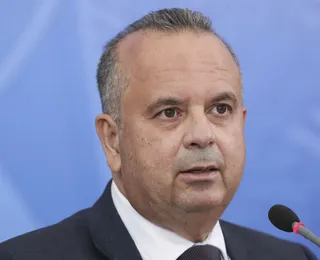 'Tratoraço' banca obra de mirante turístico para ministro do governo Bolsonaro