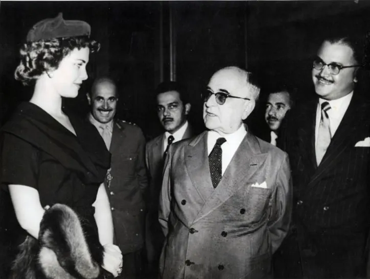 Imagem ilustrativa da imagem Em agosto de 1954, A TARDE acompanhou detalhes da comoção pela morte de Getúlio