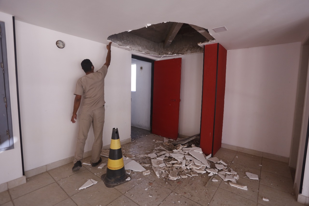 Carro explode durante abastecimento em posto no bairro do Stiep