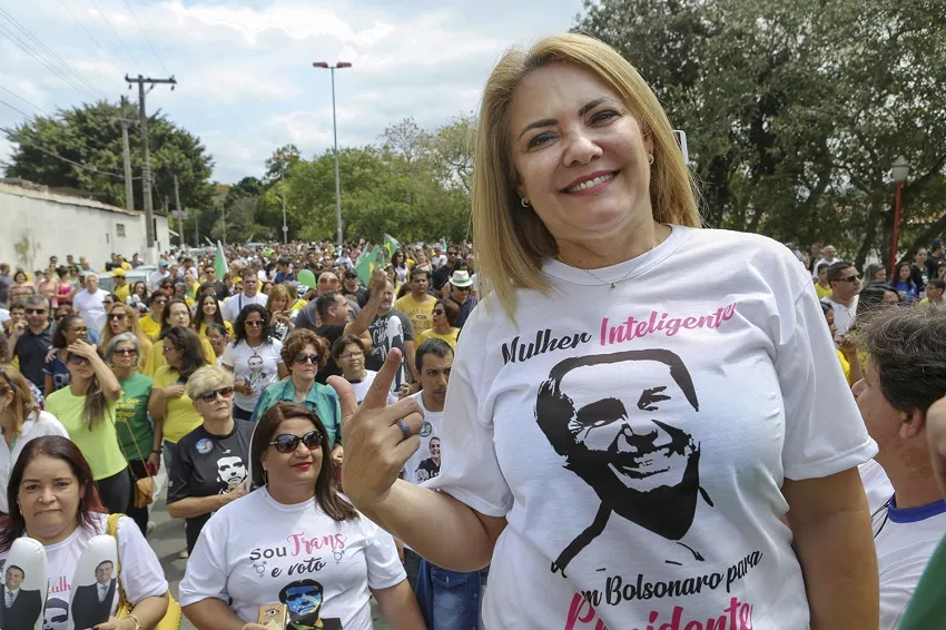 Ana Cristina é mãe de Jair Renan Bolsonaro, conhecido como o filho "04" do presidente | Foto: Reprodução
