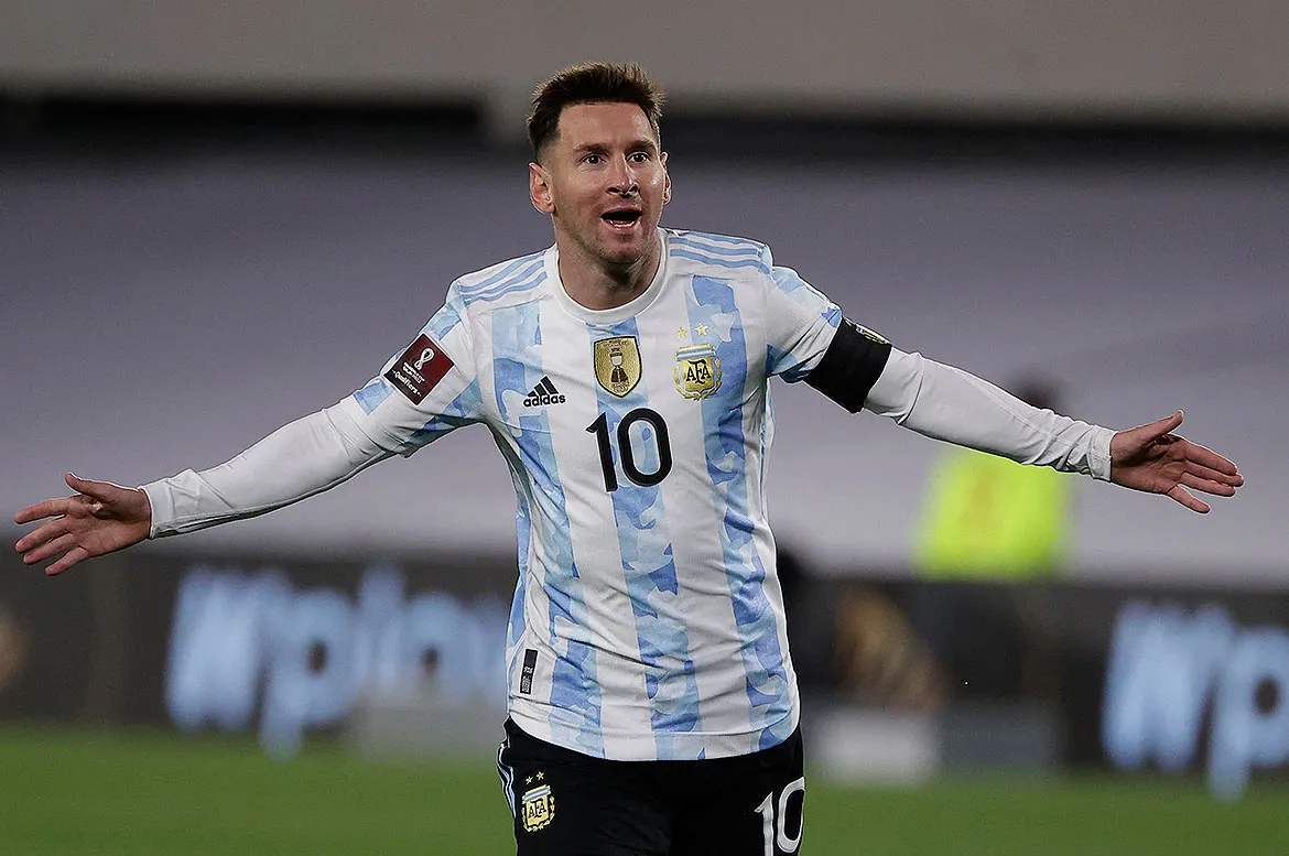 O craque assinalou o 77º gol pela Argentina diante da Bolívia | Foto: Juan Ignacio Roncoroni | AFP