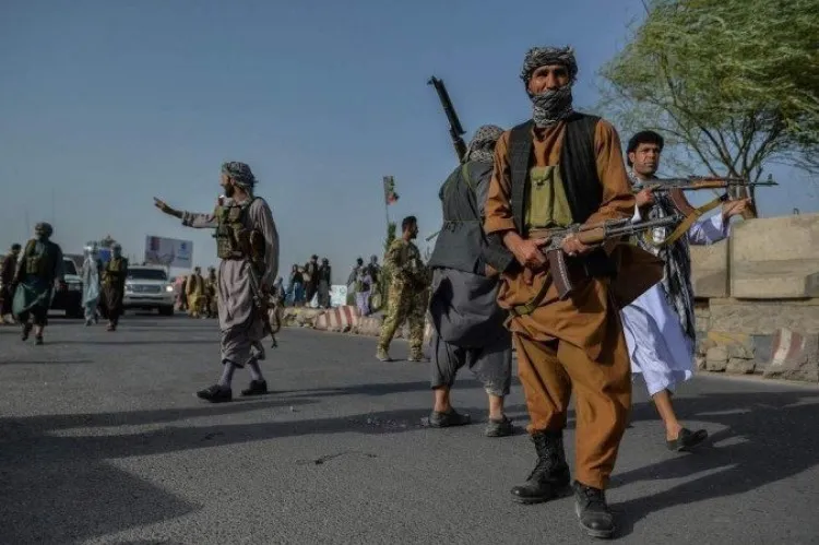 A comunidade internacional afirmou que vai julgar o Talibã por suas ações | Foto: Hoshang Hashimi | AFP