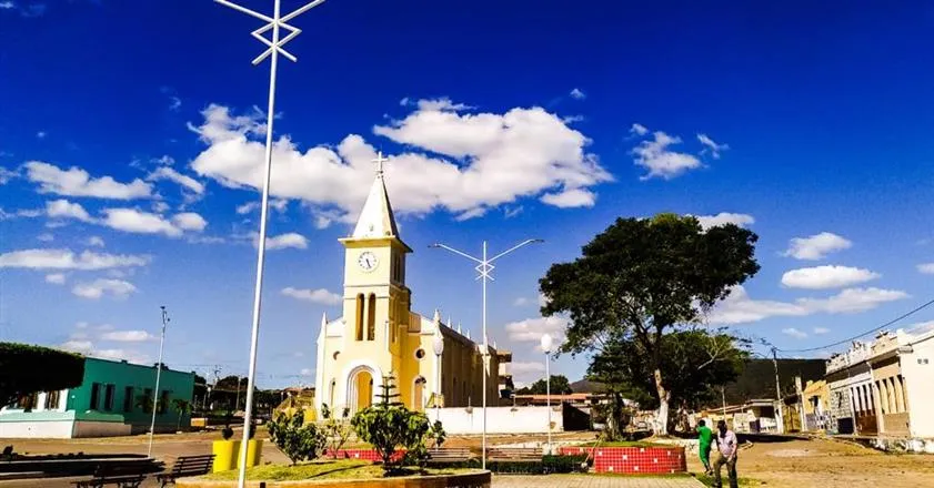 O prejuízo da prefeitura ainda não foi calculado nem a causa do incêndio.